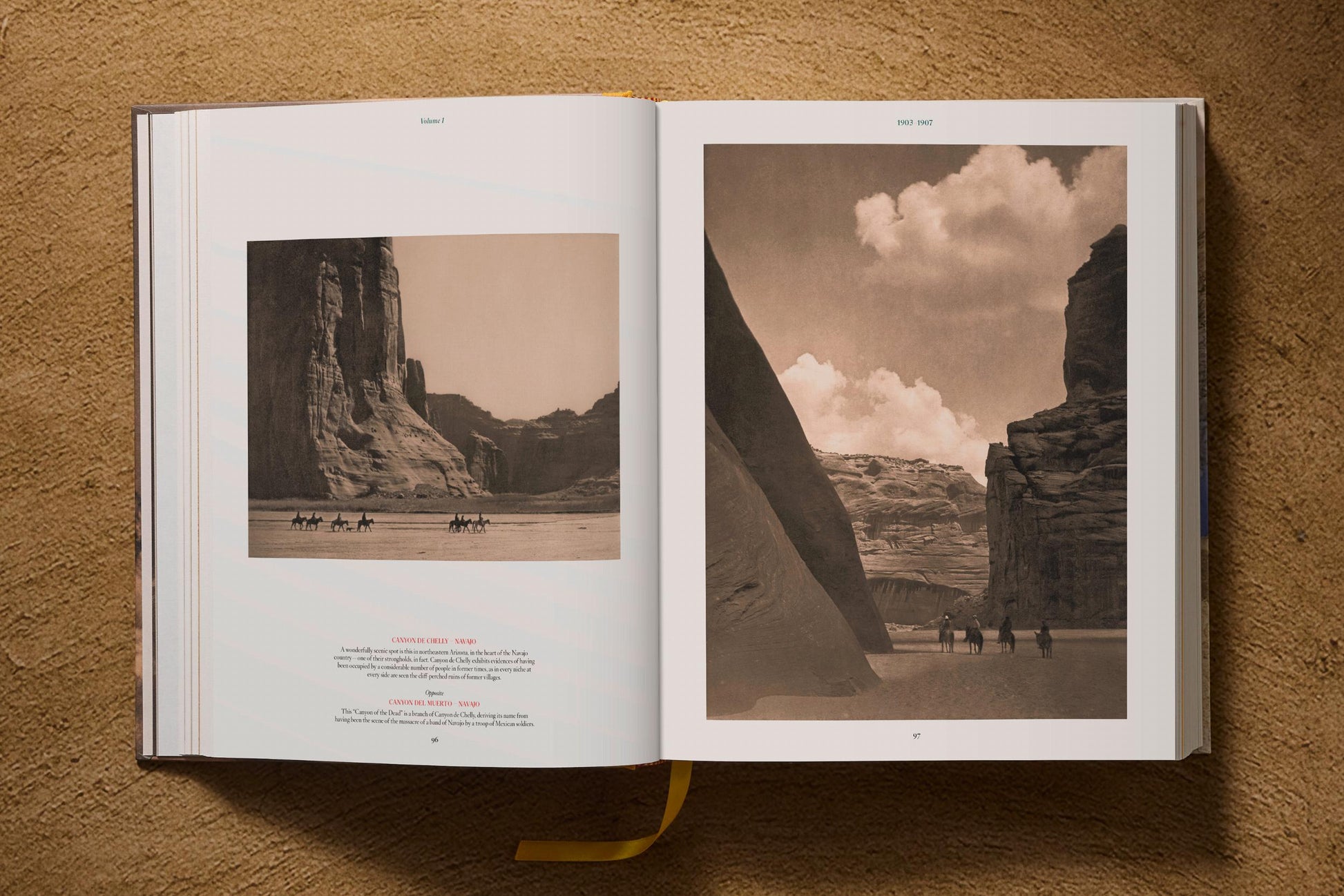 Edward S. Curtis. The North American Indian. The Complete Portfolios.