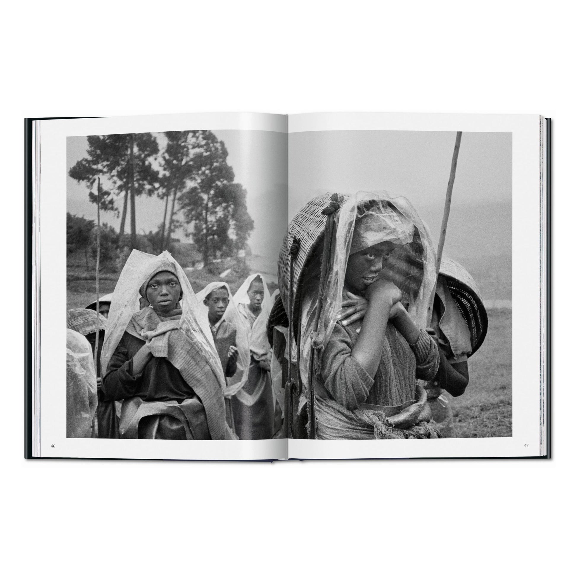 Sebastião Salgado. Workers. An Archaeology of the Industrial Age (English)