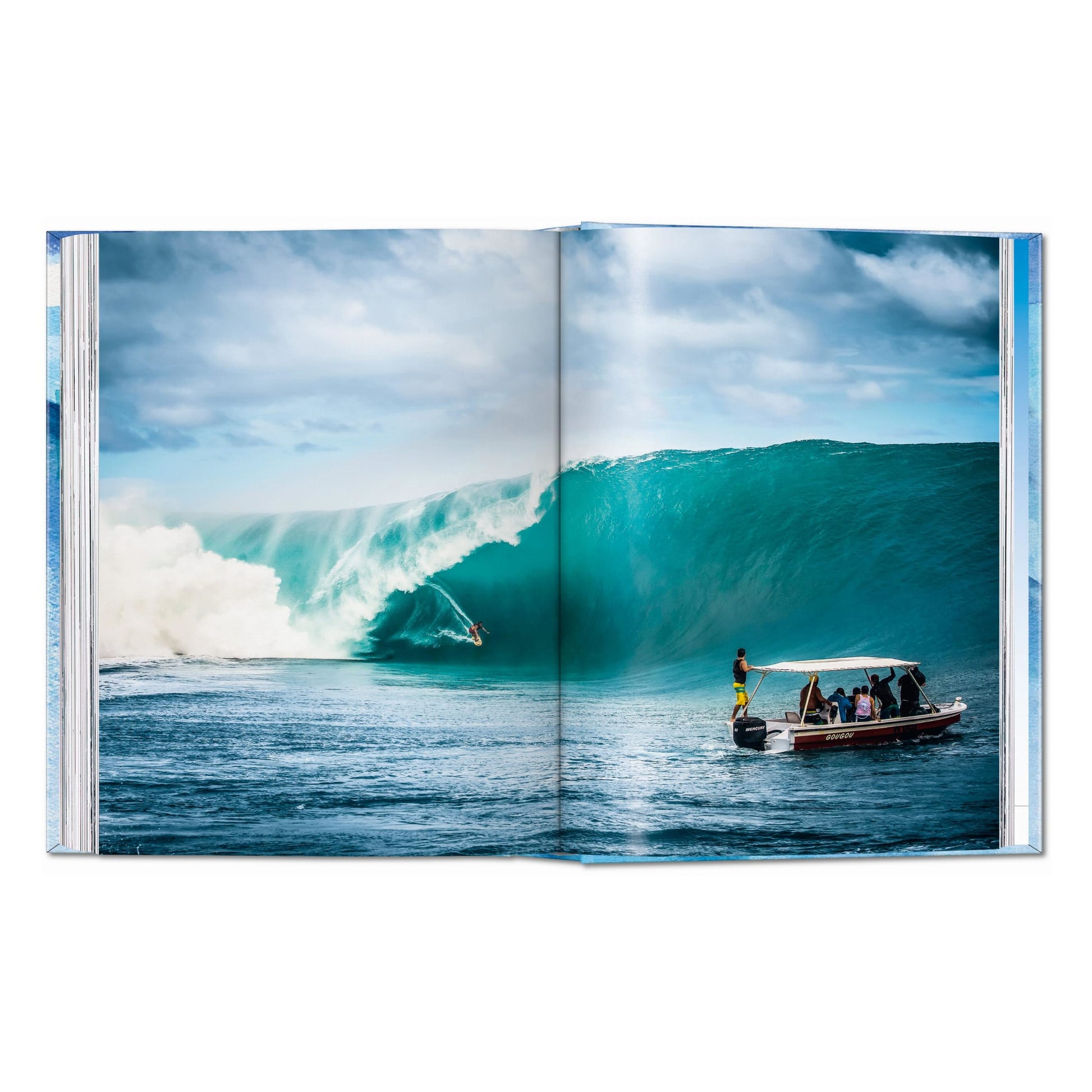 Surfing. 1778–Today. 45th Ed. (English)