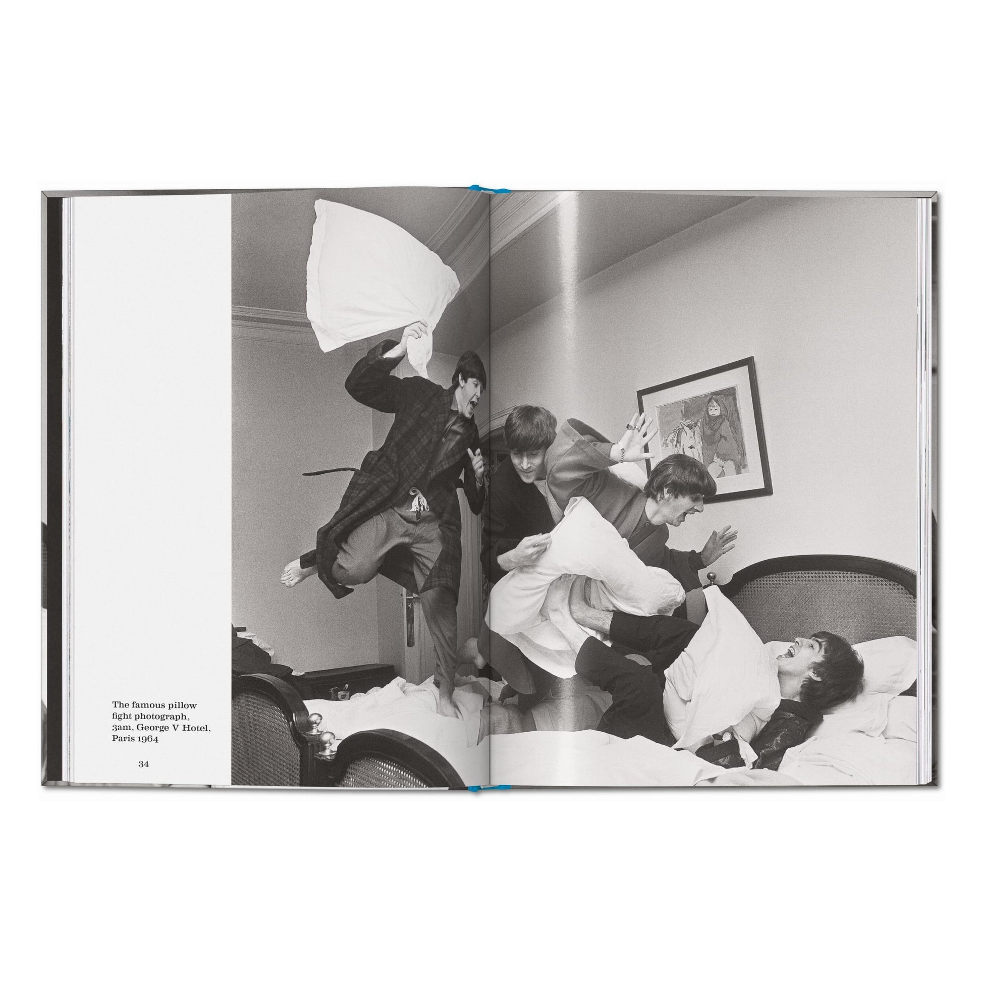 Harry Benson. The Beatles (English)